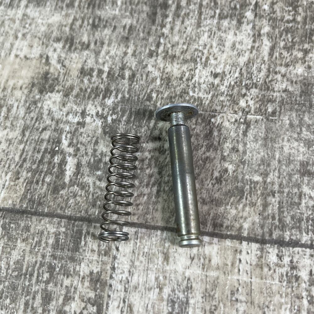 Singer Sewing Machine Zig Zag Model 478 Replacement Feed Dog Spring Holder